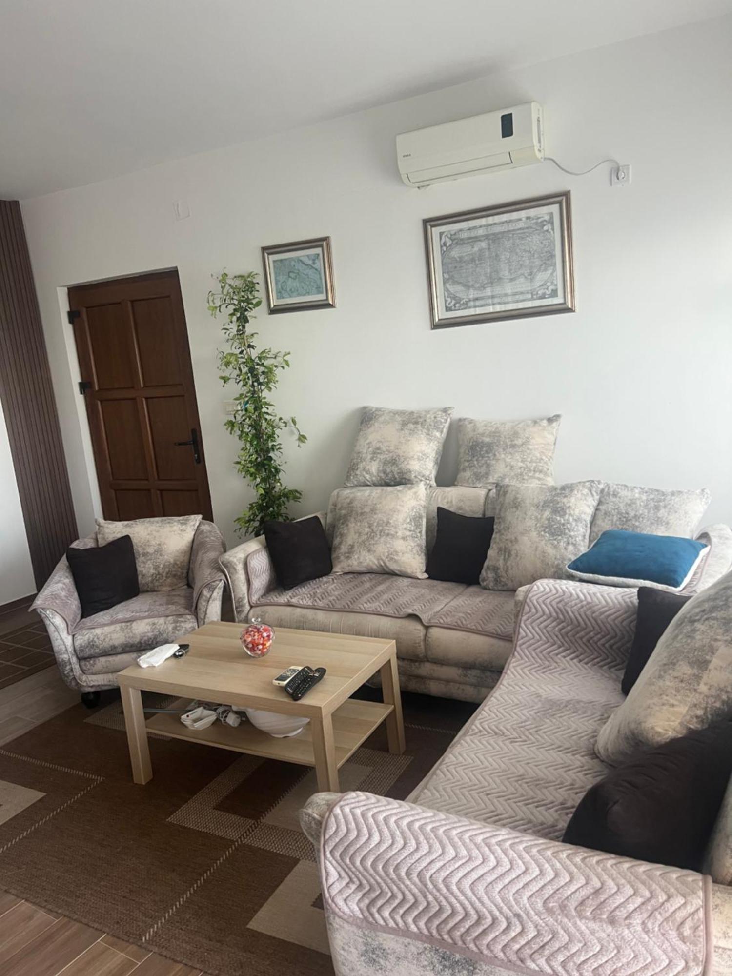 Villa Ladera Lapcici Budva Exterior photo